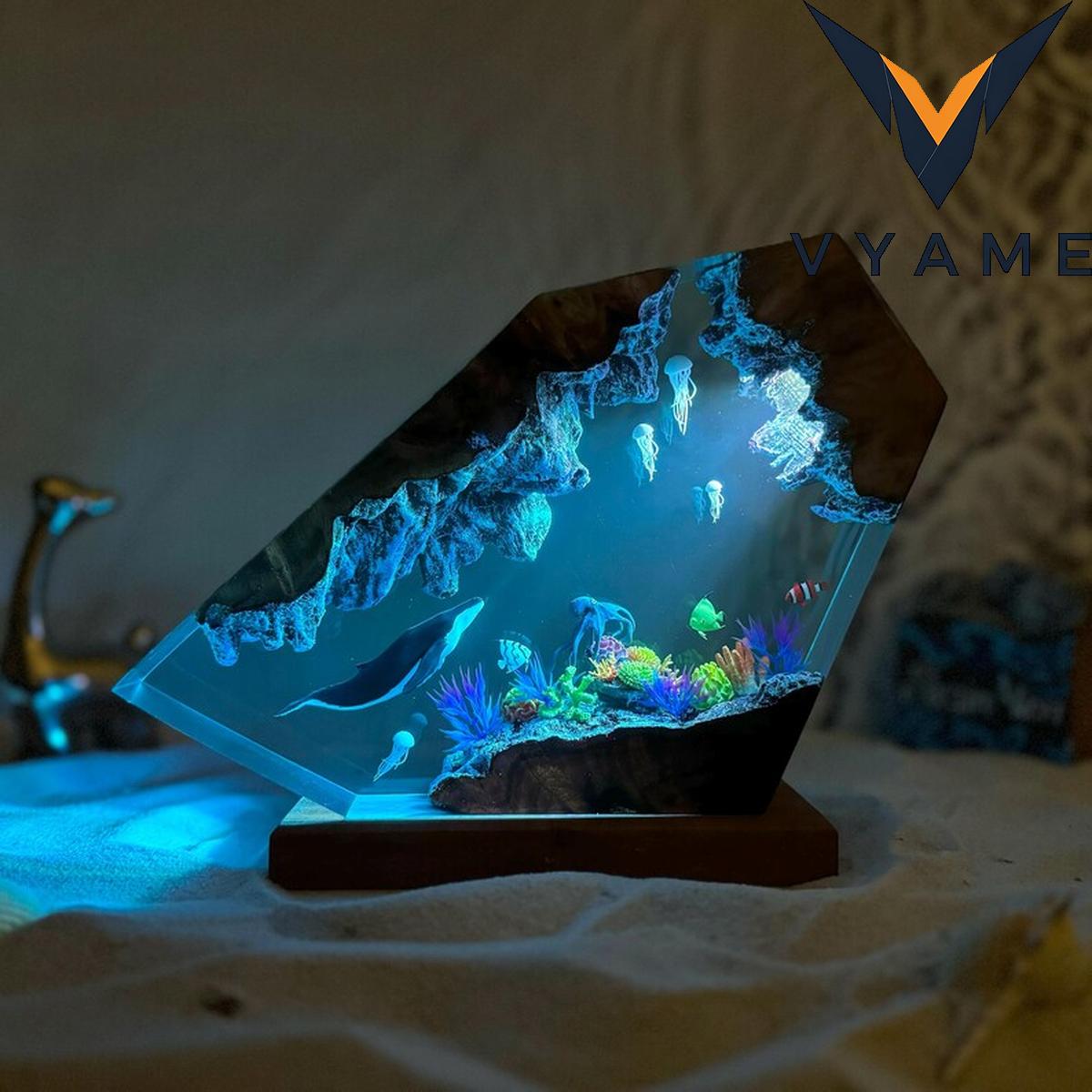 Humpback Whale & Jellyfish Resin Night Light Humpback Whale & Jellyfish Resin Night Light