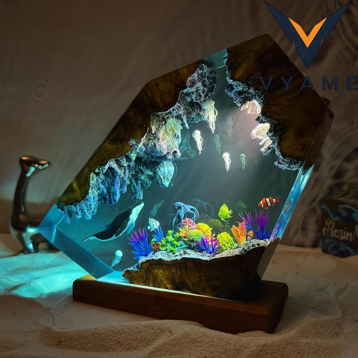 Humpback Whale & Jellyfish Resin Night Light Humpback Whale & Jellyfish Resin Night Light