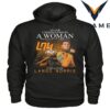 NEVER UNDERESTIMATE A WOMAN WHO IS A FAN OF FORMULA 1 AND LOVES LANDO NORRIS T Shirt 3 bMpzJ.jpg