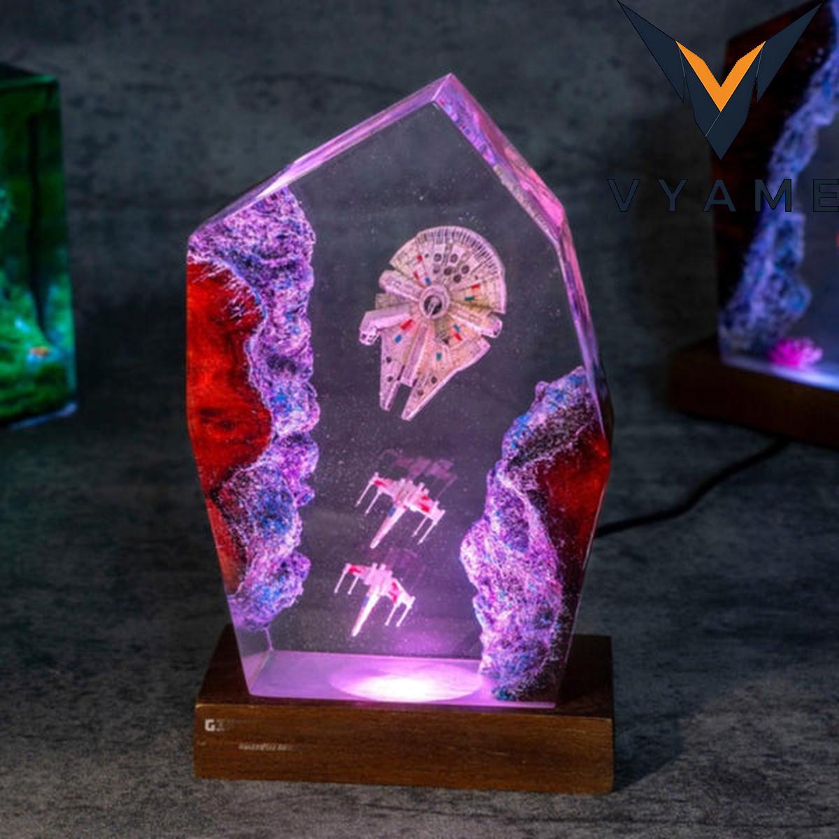 Star Wars Millennium Falcon Night Light - 3D LED Spaceship Lamp Star Wars Millennium Falcon Night Light - 3D LED Spaceship Lamp