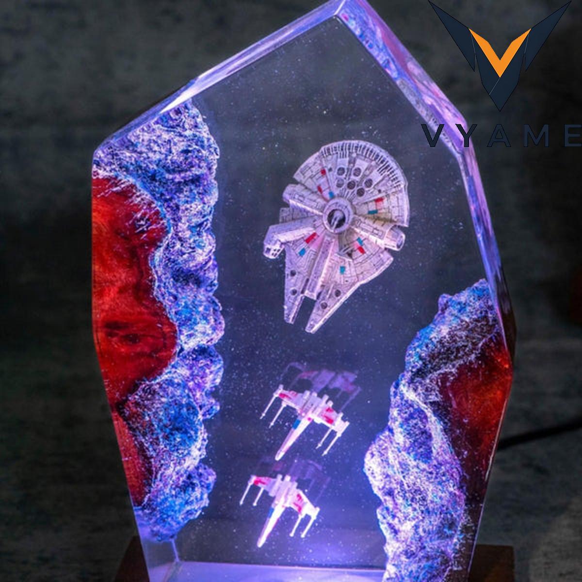 Star Wars Millennium Falcon Night Light - 3D LED Spaceship Lamp Star Wars Millennium Falcon Night Light - 3D LED Spaceship Lamp