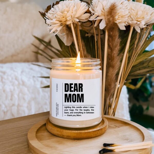DEAR MOM DAD Candle, Meaningful Gift for Parents,  Mother’s & Father’s Day